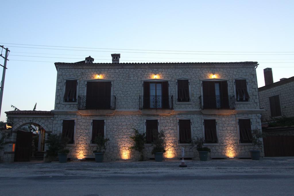 Alacati Koclu Konagi Hotel Exterior photo
